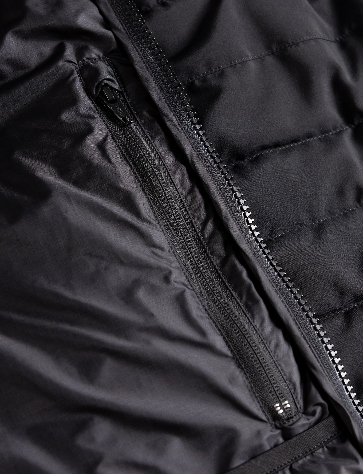 NOVALOC? INSULATED VEST - Image 13